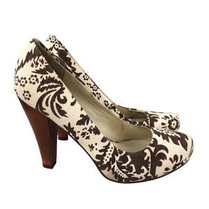 Tribeca Women's Size 7.5M Moon Rise Brown Cream Closed Toe High Heel Pumps